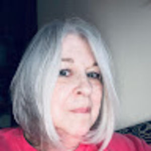 Meet your Posher, Debera